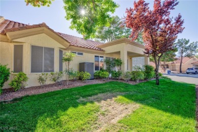 Beautifully maintained corner location 2-bedroom, 2-bath on Highland Falls Golf Club in Nevada - for sale on GolfHomes.com, golf home, golf lot