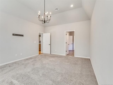 Step into effortless elegance with this better than new 3 year on Forest Ridge Golf Club in Oklahoma - for sale on GolfHomes.com, golf home, golf lot