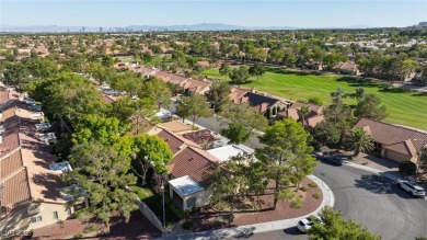 Beautifully maintained corner location 2-bedroom, 2-bath on Highland Falls Golf Club in Nevada - for sale on GolfHomes.com, golf home, golf lot