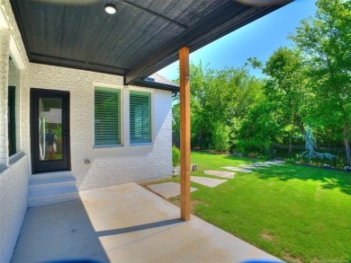 Step into effortless elegance with this better than new 3 year on Forest Ridge Golf Club in Oklahoma - for sale on GolfHomes.com, golf home, golf lot