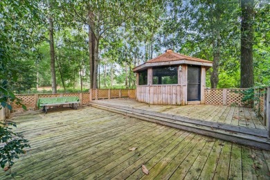 This spacious 3-bedroom, 2-bathroom home offers an idyllic on Laurel Country Club in Mississippi - for sale on GolfHomes.com, golf home, golf lot