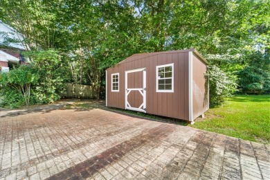 This spacious 3-bedroom, 2-bathroom home offers an idyllic on Laurel Country Club in Mississippi - for sale on GolfHomes.com, golf home, golf lot