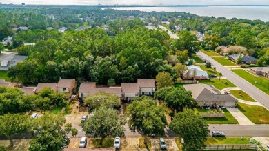 Charming 2-Story Townhome Near the Beach. Discover your perfect on Perdido Bay Golf Club in Florida - for sale on GolfHomes.com, golf home, golf lot