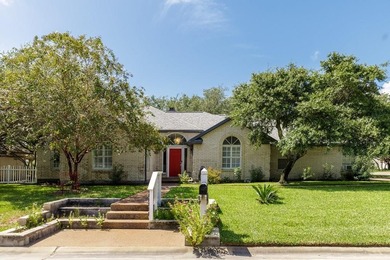 Welcome to Rockport Country Club living! This fairway home on Rockport Country Club in Texas - for sale on GolfHomes.com, golf home, golf lot