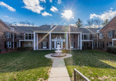 Very nice 3 bedroom, 2 bathroom condominium on the second floor on Evansville Country Club in Indiana - for sale on GolfHomes.com, golf home, golf lot