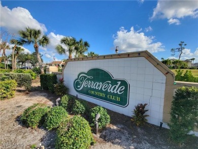 Discover your retreat in this beautiful three-bedroom on Terraverde Country Club in Florida - for sale on GolfHomes.com, golf home, golf lot