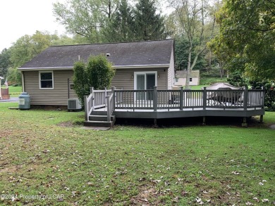 Feel like you're  on vacation in this well maintained  2BR, 1BA on Emanon Country Club in Pennsylvania - for sale on GolfHomes.com, golf home, golf lot