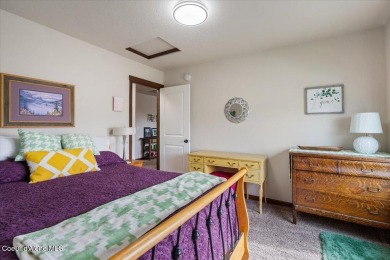 Beautiful 3-bedroom home in sought-after Post Falls on Prairie Falls Golf Club in Idaho - for sale on GolfHomes.com, golf home, golf lot