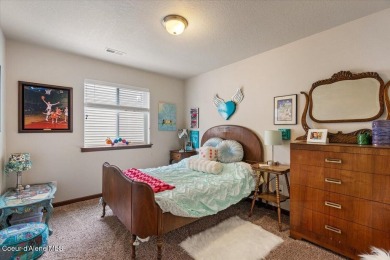Beautiful 3-bedroom home in sought-after Post Falls on Prairie Falls Golf Club in Idaho - for sale on GolfHomes.com, golf home, golf lot