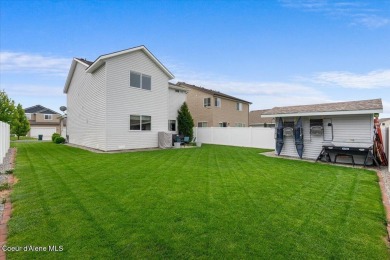 Beautiful 3-bedroom home in sought-after Post Falls on Prairie Falls Golf Club in Idaho - for sale on GolfHomes.com, golf home, golf lot