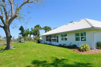 LAKE VIEWS IN PLANTATION GOLF  COUNTRY CLUB! Welcome to this on Plantation Golf and Country Club in Florida - for sale on GolfHomes.com, golf home, golf lot