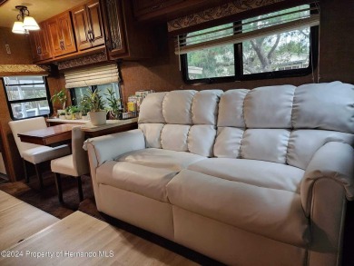 2014 Holiday Rambler Presidential by Monaco 39' NO LOT LEASE on Glen Lakes Country Club in Florida - for sale on GolfHomes.com, golf home, golf lot