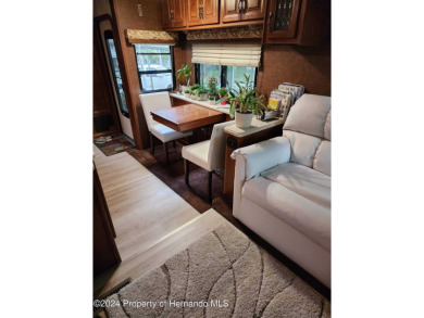 2014 Holiday Rambler Presidential by Monaco 39' NO LOT LEASE on Glen Lakes Country Club in Florida - for sale on GolfHomes.com, golf home, golf lot