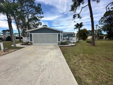A beautiful and well cared for Barrington home with 2 bedrooms on Del Tura Golf and Country Club in Florida - for sale on GolfHomes.com, golf home, golf lot