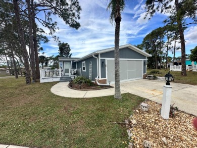 A beautiful and well cared for Barrington home with 2 bedrooms on Del Tura Golf and Country Club in Florida - for sale on GolfHomes.com, golf home, golf lot