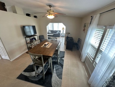 A beautiful and well cared for Barrington home with 2 bedrooms on Del Tura Golf and Country Club in Florida - for sale on GolfHomes.com, golf home, golf lot