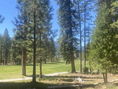 Gently sloping wooded parcel with plenty of Southern Exposure on Whitehawk Ranch Golf Club in California - for sale on GolfHomes.com, golf home, golf lot