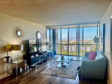 Beautifully updated condo in the heart of Aventura, featuring a on  in Florida - for sale on GolfHomes.com, golf home, golf lot