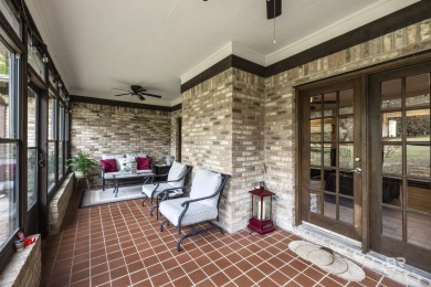 Welcome to this inviting 3-bedroom, 2.5-bath home on the golf on Lake Forest Yacht and Country Club in Alabama - for sale on GolfHomes.com, golf home, golf lot