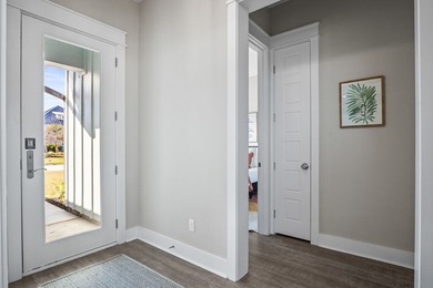 3 Bedroom | 2 Bathroom | Fully Turnkey & Furnished | Boat Dock & on Lamar Golf Course in Texas - for sale on GolfHomes.com, golf home, golf lot