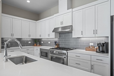 3 Bedroom | 2 Bathroom | Fully Turnkey & Furnished | Boat Dock & on Lamar Golf Course in Texas - for sale on GolfHomes.com, golf home, golf lot