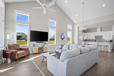 3 Bedroom | 2 Bathroom | Fully Turnkey & Furnished | Boat Dock & on Lamar Golf Course in Texas - for sale on GolfHomes.com, golf home, golf lot