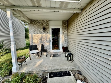 ENJOY THE GOLF COURSE VIEW & FUN FROM YOUR OVERSIZED BACKYARD on River Heights Golf Club in Illinois - for sale on GolfHomes.com, golf home, golf lot