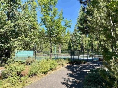 Come enjoy this wonderful .26 acre lot located in Foxglenn on Bailey Creek Golf Course in California - for sale on GolfHomes.com, golf home, golf lot