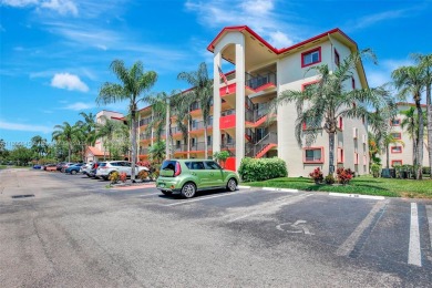 Constructed just in 1993 this 2 bedroom with 1 and a half on Flamingo Lakes Country Club in Florida - for sale on GolfHomes.com, golf home, golf lot