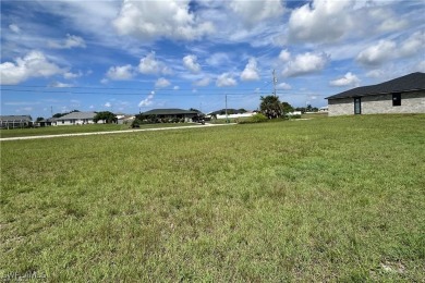 BUILD YOUR DREAM HOME OR INVESTMENT GEM IN CAPE CORAL! Unlock on Del Tura Golf and Country Club in Florida - for sale on GolfHomes.com, golf home, golf lot