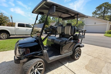 Beautifully remodeled single-family home in Sandestin with 2-car on Sandestin Golf and Beach Resort - The Links in Florida - for sale on GolfHomes.com, golf home, golf lot