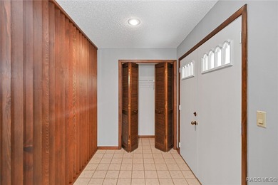 Spacious 2 bedroom 2 bath detached villa *on the golf course*! on Sugarmill Woods Golf and Country Club in Florida - for sale on GolfHomes.com, golf home, golf lot