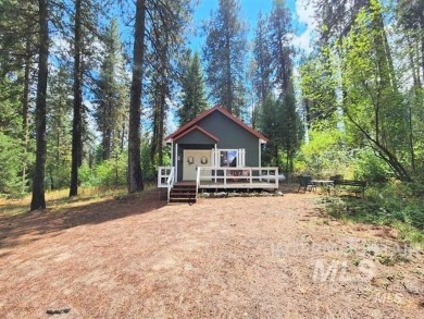 See this adorable little cabin on .64 acre. The best lot in on Terrace Lakes Golf Resort in Idaho - for sale on GolfHomes.com, golf home, golf lot