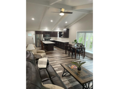 Perfect Like-New Condo in the Heart of the Iowa Great Lakes! on Brooks National Golf Club in Iowa - for sale on GolfHomes.com, golf home, golf lot