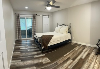 Perfect Like-New Condo in the Heart of the Iowa Great Lakes! on Brooks National Golf Club in Iowa - for sale on GolfHomes.com, golf home, golf lot