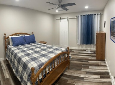 Perfect Like-New Condo in the Heart of the Iowa Great Lakes! on Brooks National Golf Club in Iowa - for sale on GolfHomes.com, golf home, golf lot