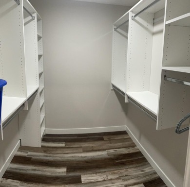 Perfect Like-New Condo in the Heart of the Iowa Great Lakes! on Brooks National Golf Club in Iowa - for sale on GolfHomes.com, golf home, golf lot