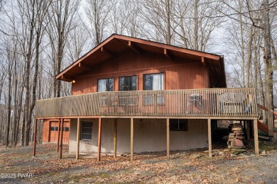 Charming Ranch in The Hideout - Your Pocono Retreat!Nestled in on The Hideout Golf in Pennsylvania - for sale on GolfHomes.com, golf home, golf lot