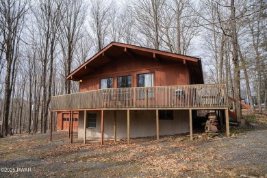 Charming Ranch in The Hideout - Your Pocono Retreat!Nestled in on The Hideout Golf in Pennsylvania - for sale on GolfHomes.com, golf home, golf lot