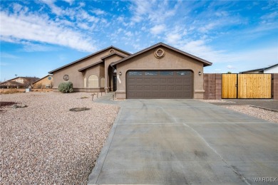 Stunning home in the Valle Vista Golf Community featuring on Valle Vista Golf Course in Arizona - for sale on GolfHomes.com, golf home, golf lot