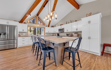 Stunning mountain retreat with lake views on a quiet cul-de-sac! on Lake Almanor Country Club in California - for sale on GolfHomes.com, golf home, golf lot