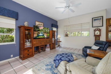 3/3/2 CBS Charming Courtyard Home with pool. Lakefront home is on Lost Lake Golf Club in Florida - for sale on GolfHomes.com, golf home, golf lot