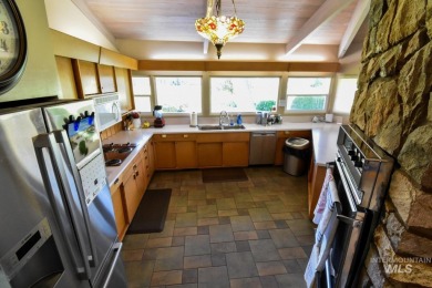 Whether you're an avid golfer or simply appreciate the serene on Quail Ridge Golf Course in Washington - for sale on GolfHomes.com, golf home, golf lot