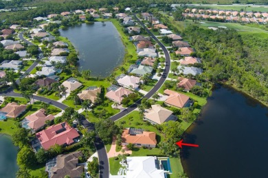 3/3/2 CBS Charming Courtyard Home with pool. Lakefront home is on Lost Lake Golf Club in Florida - for sale on GolfHomes.com, golf home, golf lot