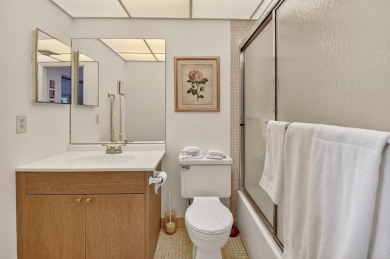 Charming, fully furnished 1st floor corner unit in Kings Point on Kings Point Golf -Flanders Way in Florida - for sale on GolfHomes.com, golf home, golf lot