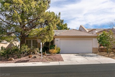 This charming home is a 2 bed 2 bath townhouse in age restricted on Desert Willow Golf Course in Nevada - for sale on GolfHomes.com, golf home, golf lot