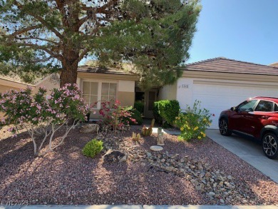 This charming home is a 2 bed 2 bath townhouse in age restricted on Desert Willow Golf Course in Nevada - for sale on GolfHomes.com, golf home, golf lot