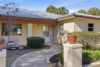 LIVE WHERE OTHERS VACATION - GOLF, BOATING & INCOME POTENTIAL IN on Plantation Inn and Golf Resort  in Florida - for sale on GolfHomes.com, golf home, golf lot