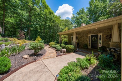 *Back on Market at no fault of the sellers* 
This luxurious on Cleghorn Plantation Golf Club in North Carolina - for sale on GolfHomes.com, golf home, golf lot