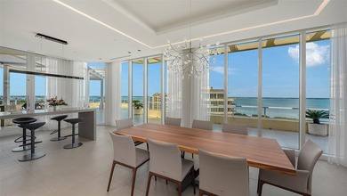Drop dead gorgeous PENTHOUSE level condominium recently and on Links on Longboat Golf Club in Florida - for sale on GolfHomes.com, golf home, golf lot